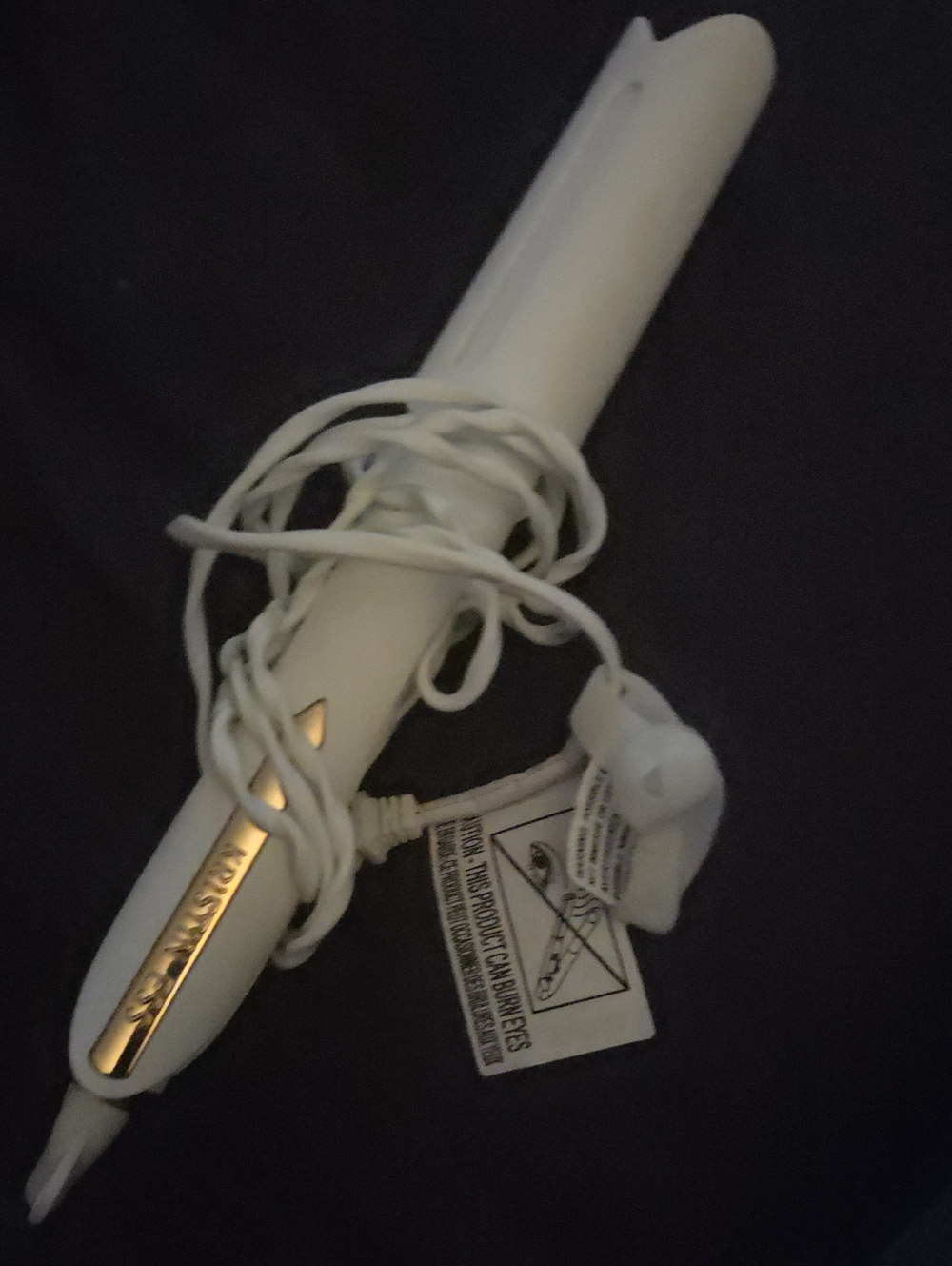 BRAND NEW Kristin Ess White Corded Hair Straightener